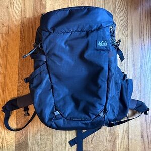 REI Co-op Ruckpack 28 Pack Black Backpack
